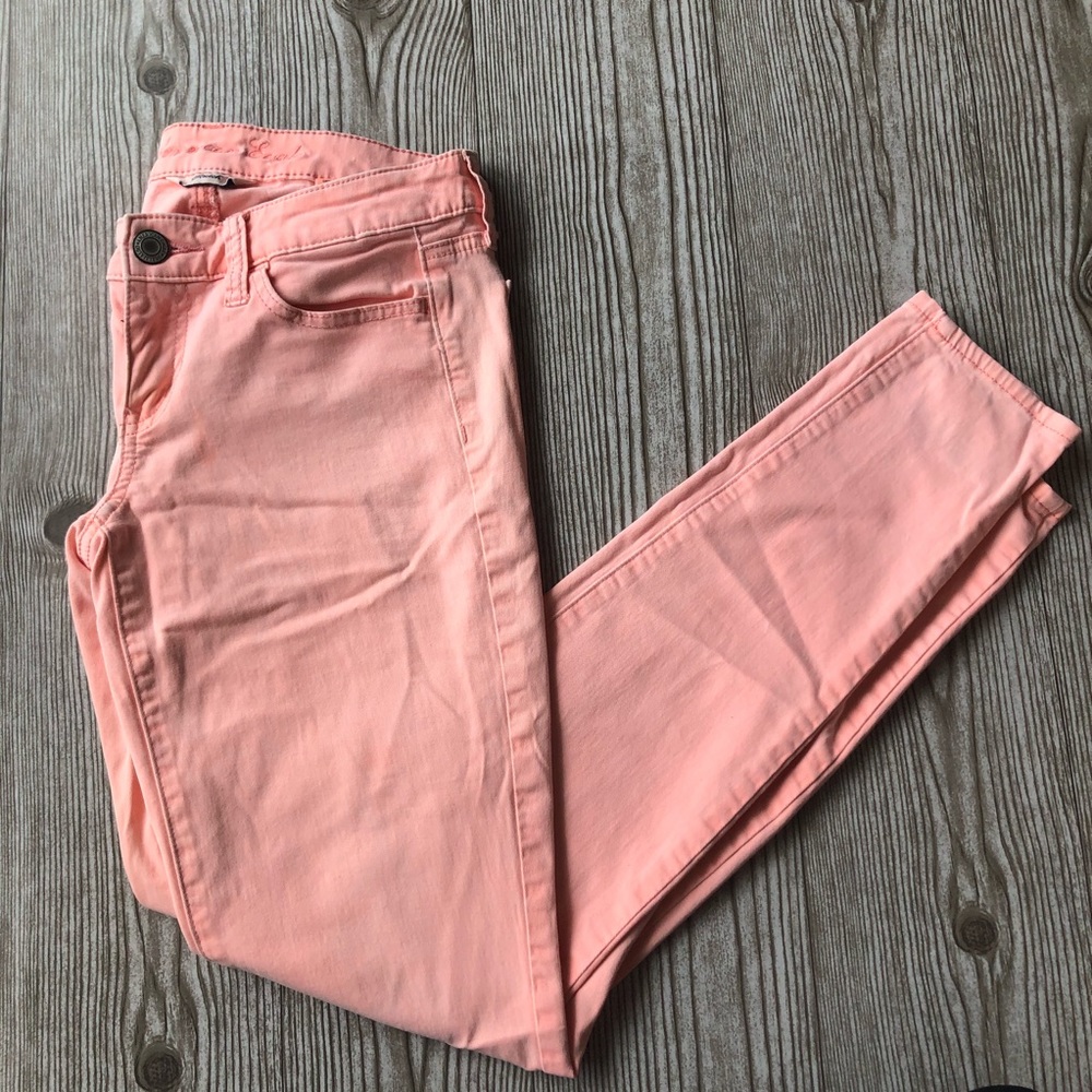 American Eagle Pink Jeggings